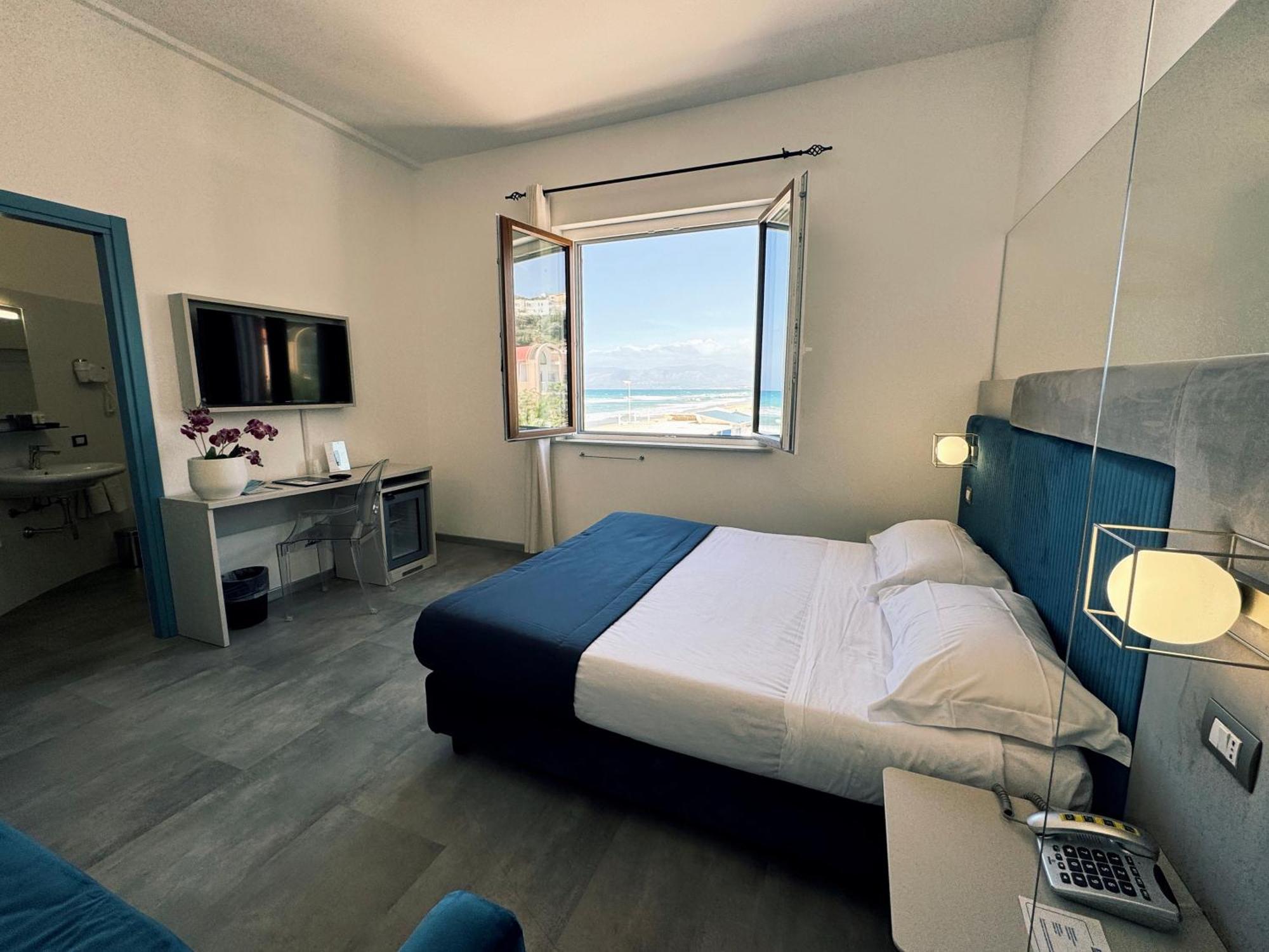 Hotel La Battigia Alcamo Marina Luaran gambar